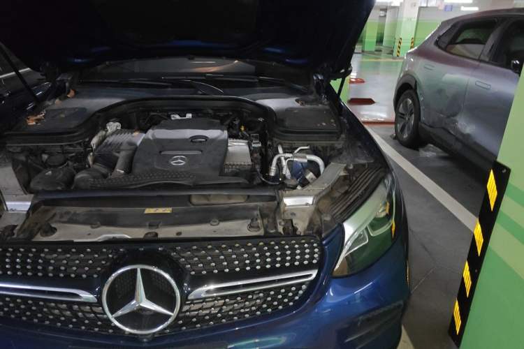 Used Mercedes-Benz GLC Coupe 2017 GLC 260 4MATIC Coupe SUV Engine Bay Left