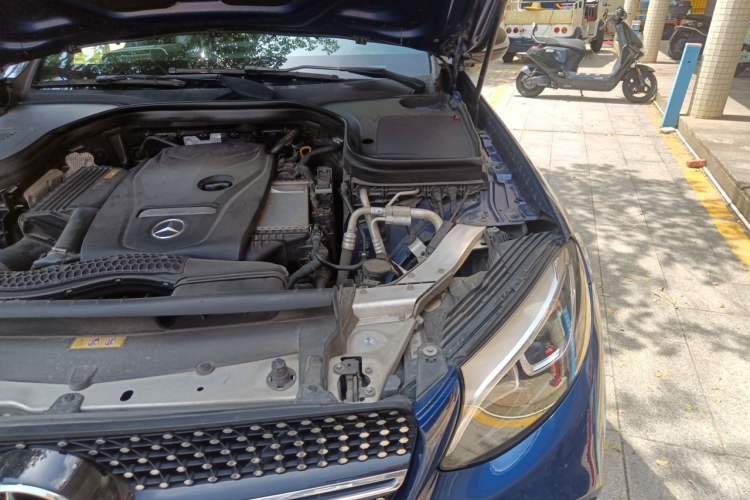 Used Mercedes-Benz GLC Coupe 2017 GLC 200 4MATIC Coupe SUV Engine Bay Left