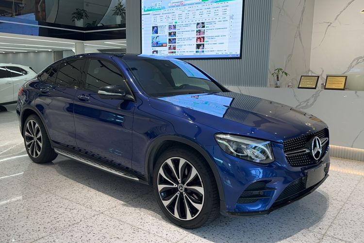 Used Mercedes-Benz GLC Coupe 2017 GLC 260 4MATIC Coupe SUV Exterior 2