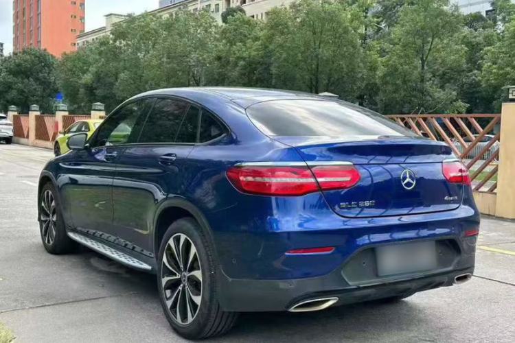 Used Mercedes-Benz GLC Coupe 2017 GLC 260 4MATIC Coupe SUV Exterior 6