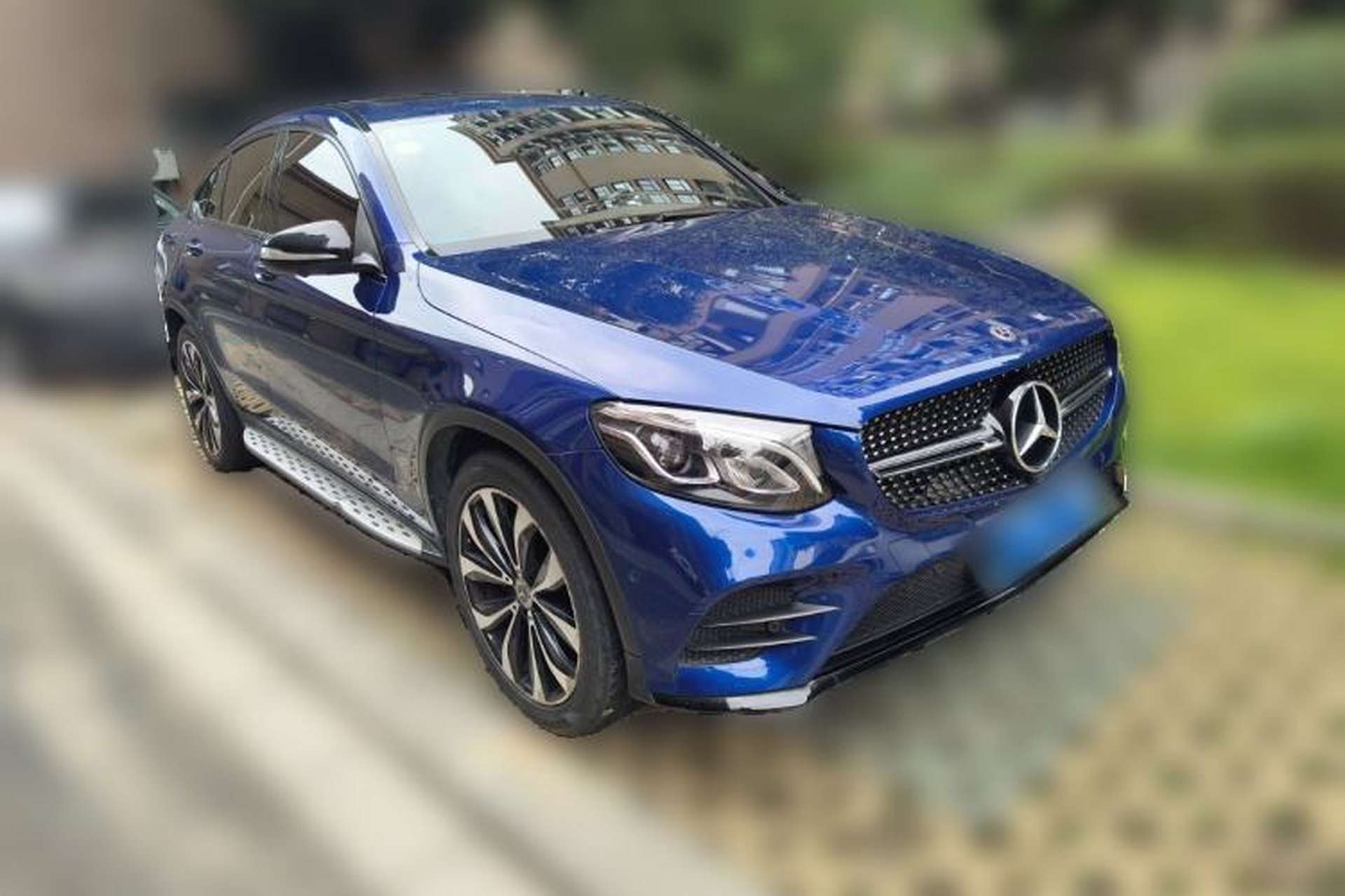 Used Mercedes-Benz GLC Coupe 2017 GLC 260 4MATIC Coupe SUV Front Right 45 Deg