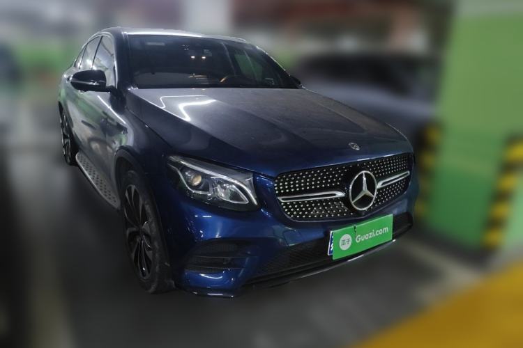 Used Mercedes-Benz GLC Coupe 2017 GLC 260 4MATIC Coupe SUV Front Right 45 Deg