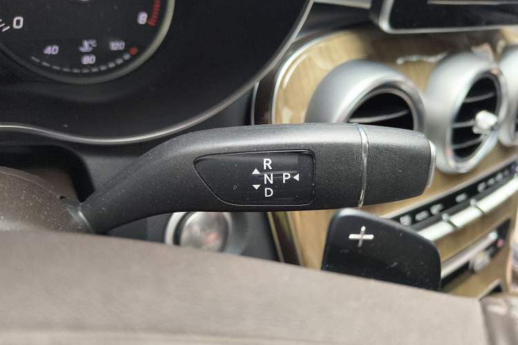 Used Mercedes-Benz GLC Coupe 2017 GLC 260 4MATIC Coupe SUV Gear Lever