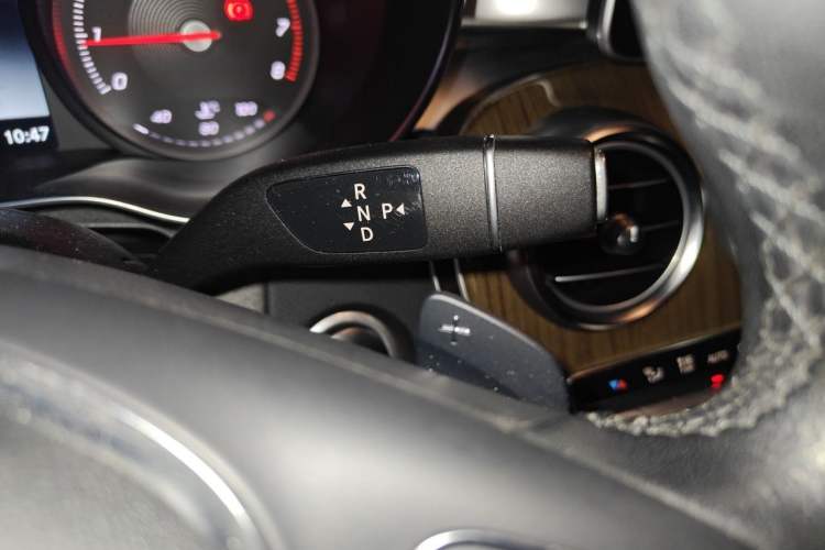 Used Mercedes-Benz GLC Coupe 2017 GLC 260 4MATIC Coupe SUV Gear Lever