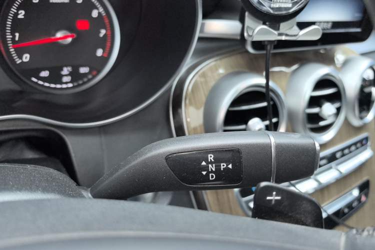 Used Mercedes-Benz GLC Coupe 2017 GLC 260 4MATIC Coupe SUV Gear Lever