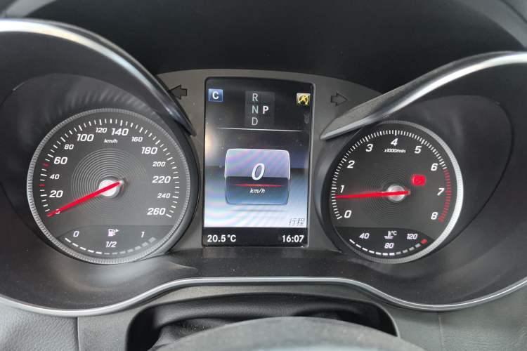 Used Mercedes-Benz GLC Coupe 2017 GLC 260 4MATIC Coupe SUV Instrument Cluster