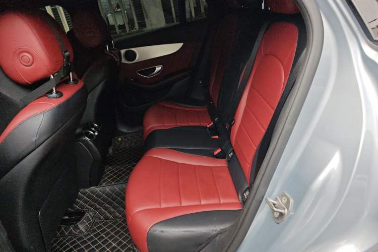 Used Mercedes-Benz GLC Coupe 2017 GLC 200 4MATIC Coupe SUV Interior 1