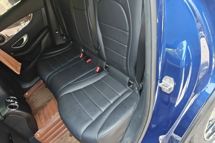 Used Mercedes-Benz GLC Coupe 2017 GLC 260 4MATIC Coupe SUV Interior 4
