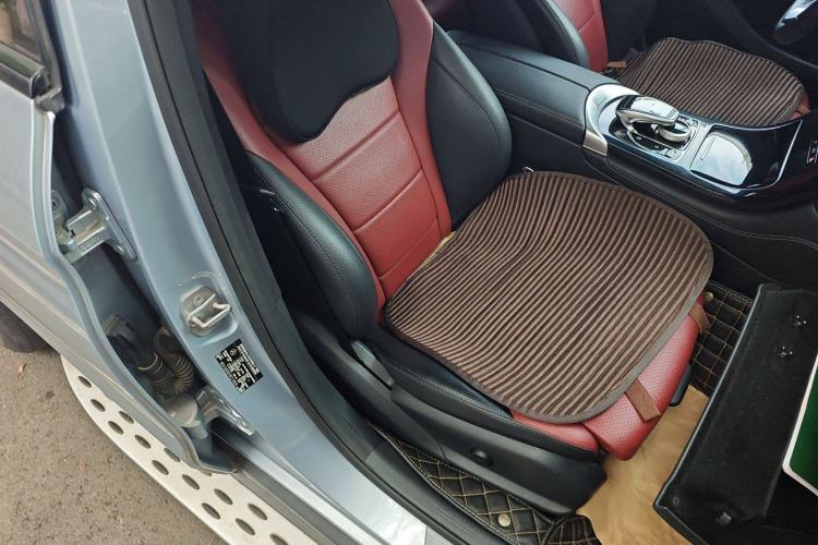 Used Mercedes-Benz GLC Coupe 2017 GLC 200 4MATIC Coupe SUV Interior 5