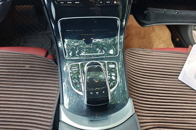 Used Mercedes-Benz GLC Coupe 2017 GLC 200 4MATIC Coupe SUV Interior 7