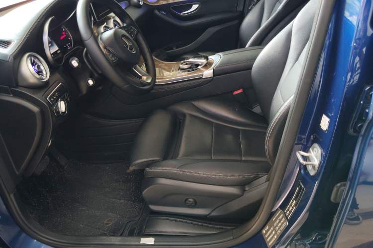 Used Mercedes-Benz GLC Coupe 2017 GLC 260 4MATIC Coupe SUV Left Front Seat