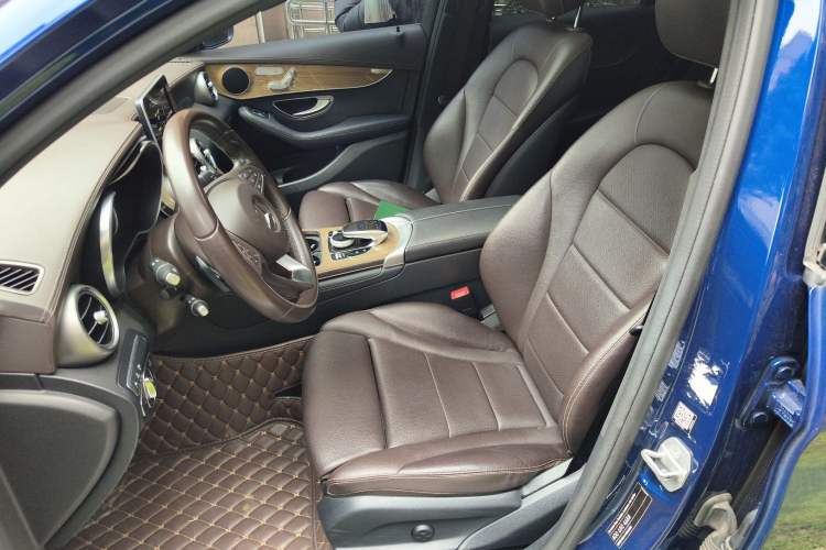 Used Mercedes-Benz GLC Coupe 2017 GLC 260 4MATIC Coupe SUV Left Front Seat