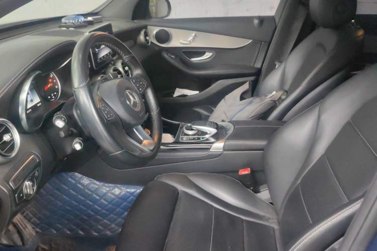 Used Mercedes-Benz GLC Coupe 2017 GLC 200 4MATIC Coupe SUV Left Front Seat