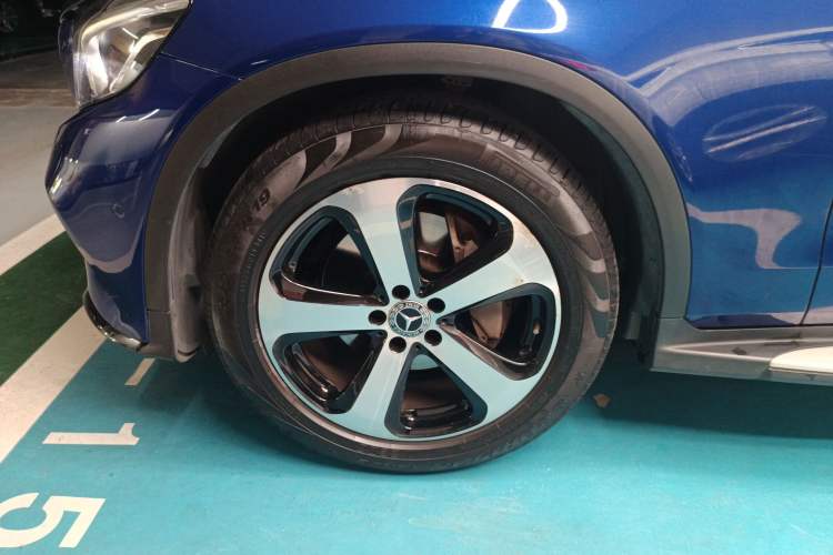 Used Mercedes-Benz GLC Coupe 2017 GLC 200 4MATIC Coupe SUV Left Front Wheel Hub