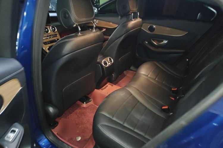 Used Mercedes-Benz GLC Coupe 2017 GLC 260 4MATIC Coupe SUV Left Rear Seat
