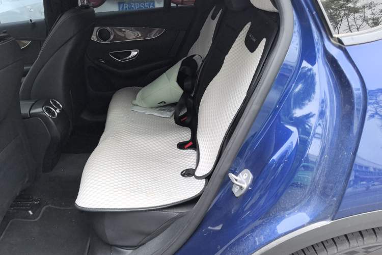 Used Mercedes-Benz GLC Coupe 2017 GLC 260 4MATIC Coupe SUV Left Rear Seat