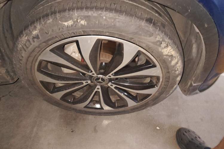 Used Mercedes-Benz GLC Coupe 2017 GLC 260 4MATIC Coupe SUV Right Front Wheel Hub