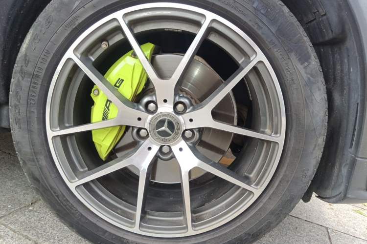 Used Mercedes-Benz GLC Coupe 2017 GLC 200 4MATIC Coupe SUV Right Front Wheel Hub