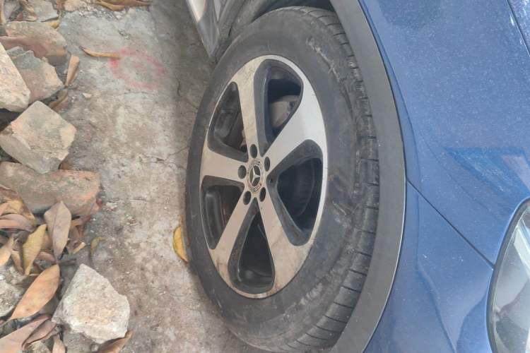 Used Mercedes-Benz GLC Coupe 2017 GLC 200 4MATIC Coupe SUV Right Front Wheel Hub