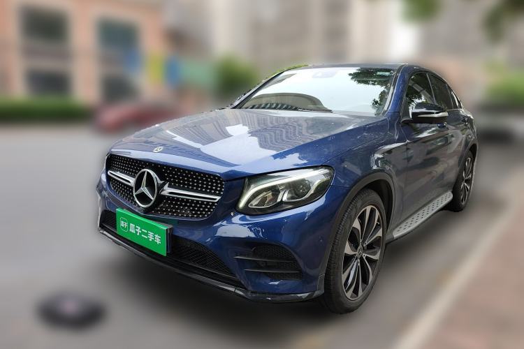 Used Mercedes-Benz GLC Coupe 2017 GLC 260 4MATIC Coupe SUV Guazi used car, China used car export, Used car for sale, Used Mercedes-Benz cars, Cheapest cars for sale