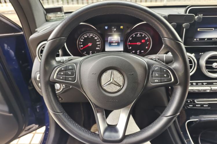 Used Mercedes-Benz GLC Coupe 2017 GLC 200 4MATIC Coupe SUV Steering Wheel