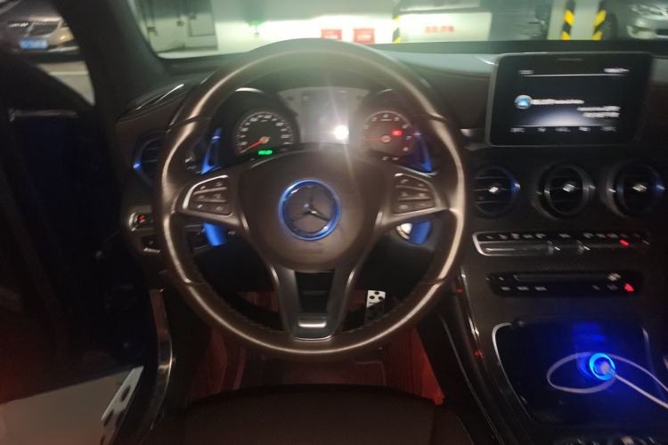 Used Mercedes-Benz GLC Coupe 2017 GLC 260 4MATIC Coupe SUV Steering Wheel