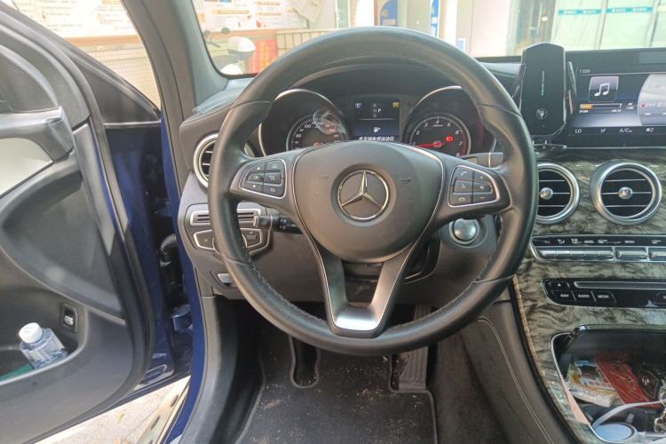 Used Mercedes-Benz GLC Coupe 2017 GLC 200 4MATIC Coupe SUV Steering Wheel