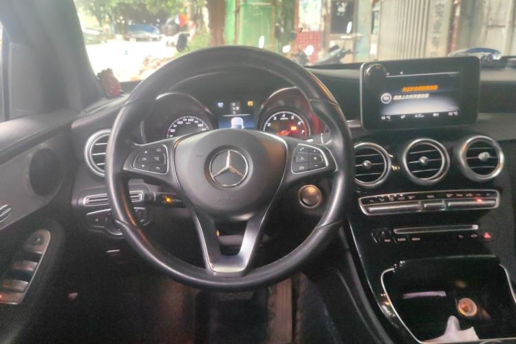 Used Mercedes-Benz GLC Coupe 2017 GLC 200 4MATIC Coupe SUV Steering Wheel