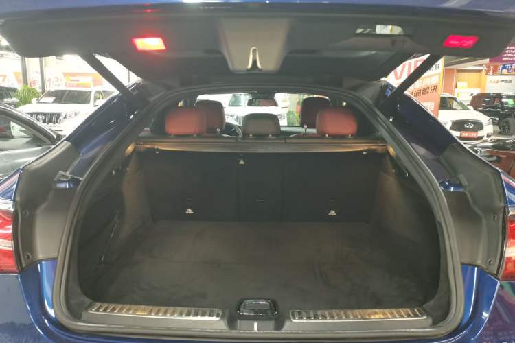 Used Mercedes-Benz GLC Coupe 2017 GLC 260 4MATIC Coupe SUV Trunk