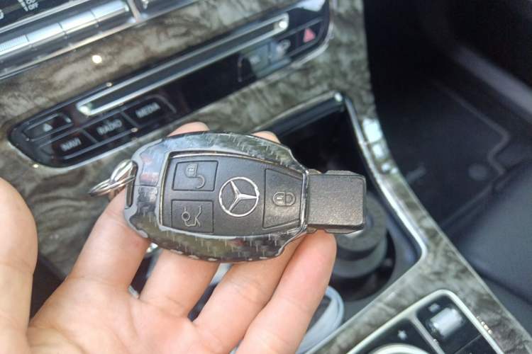 Used Mercedes-Benz GLC Coupe 2017 GLC 200 4MATIC Coupe SUV Vehicle Key