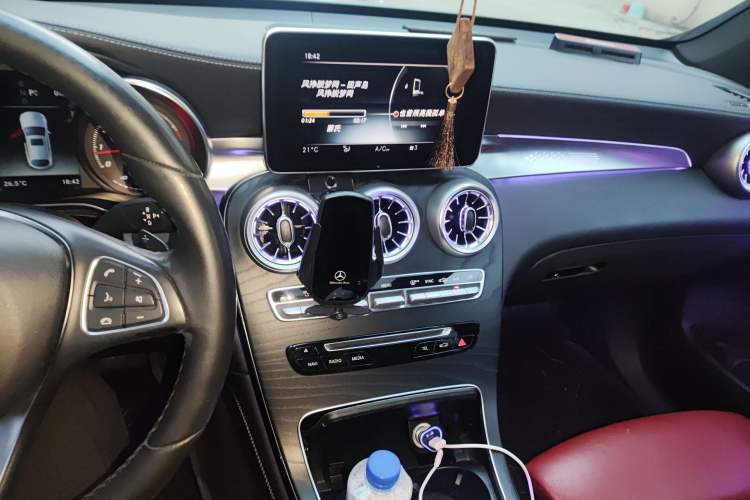 Used Mercedes-Benz GLC Coupe 2017 GLC 300 4MATIC Coupe SUV Audio And AC Panel