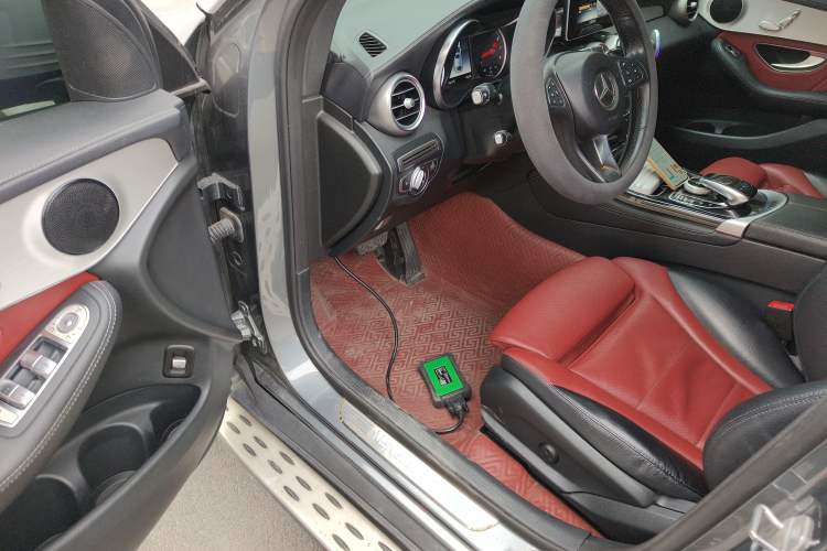 Used Mercedes-Benz GLC Coupe 2017 GLC 200 4MATIC Coupe SUV Driver Seat