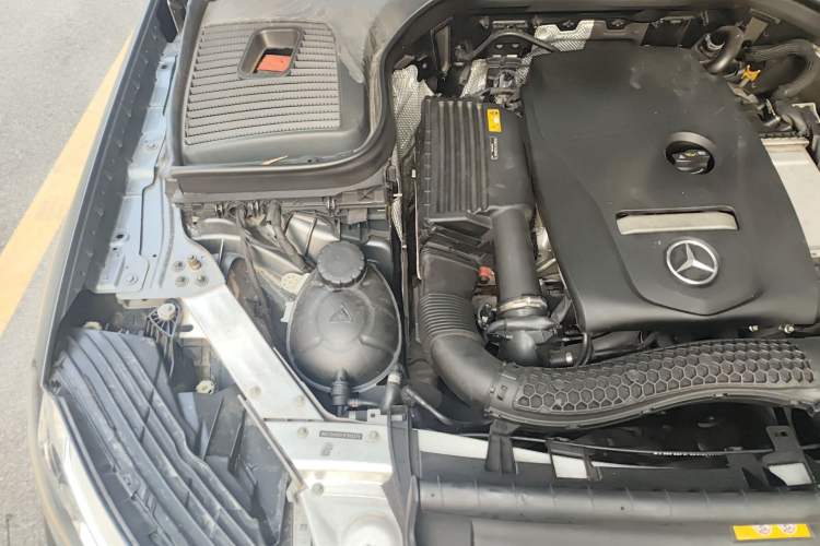 Used Mercedes-Benz GLC Coupe 2017 GLC 300 4MATIC Coupe SUV Engine Bay Right