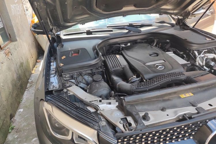 Used Mercedes-Benz GLC Coupe 2017 GLC 260 4MATIC Coupe SUV Engine Bay Right