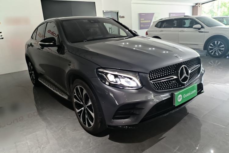 Used Mercedes-Benz GLC Coupe 2017 GLC 260 4MATIC Coupe SUV Front Right 45 Deg