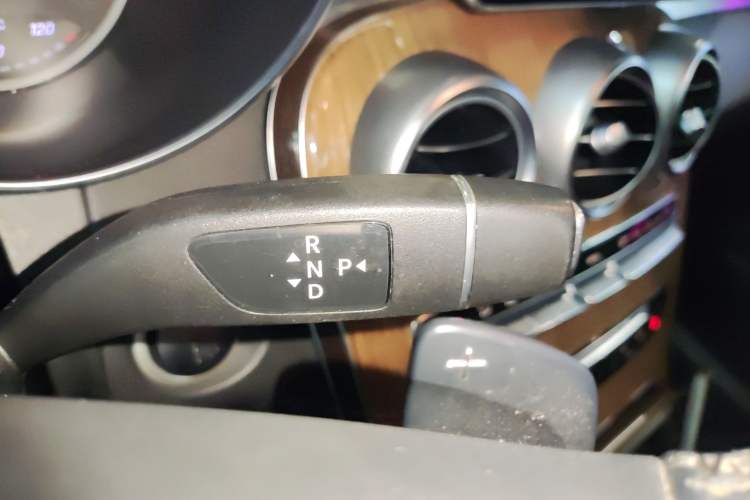 Used Mercedes-Benz GLC Coupe 2017 GLC 260 4MATIC Coupe SUV Gear Lever