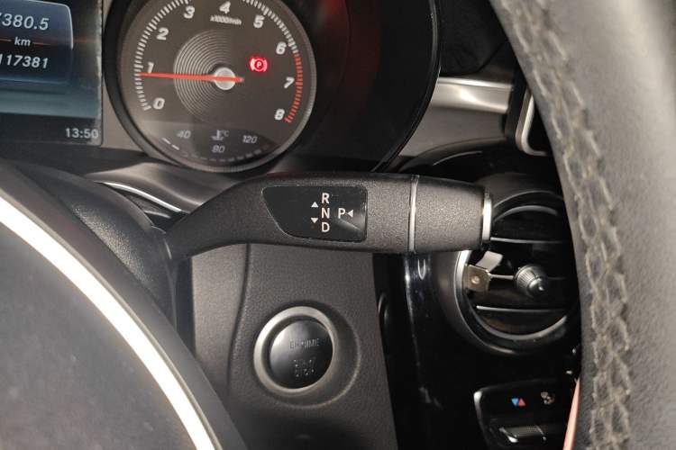 Used Mercedes-Benz GLC Coupe 2017 GLC 200 4MATIC Coupe SUV Gear Lever