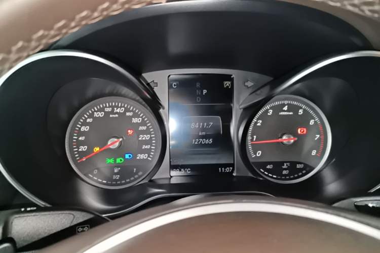Used Mercedes-Benz GLC Coupe 2017 GLC 260 4MATIC Coupe SUV Instrument Cluster