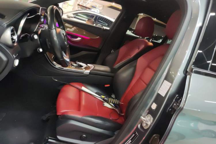 Used Mercedes-Benz GLC Coupe 2017 GLC 260 4MATIC Coupe SUV Left Front Seat