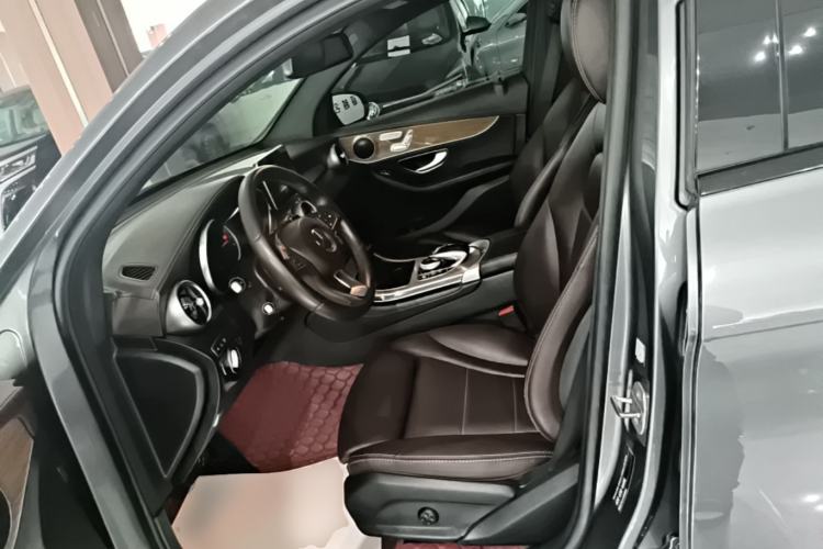 Used Mercedes-Benz GLC Coupe 2017 GLC 260 4MATIC Coupe SUV Left Front Seat
