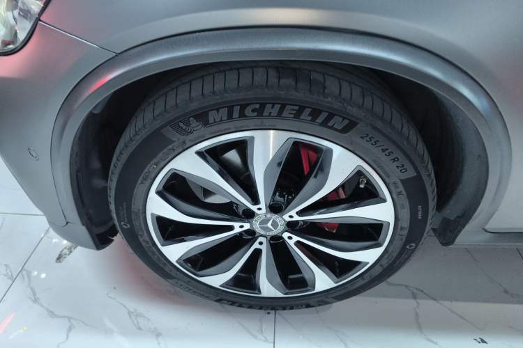 Used Mercedes-Benz GLC Coupe 2017 GLC 260 4MATIC Coupe SUV Left Front Wheel Hub