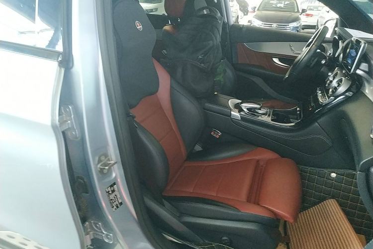 Used Mercedes-Benz GLC Coupe 2017 GLC 200 4MATIC Coupe SUV Right Front Seat