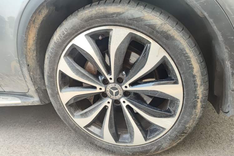 Used Mercedes-Benz GLC Coupe 2017 GLC 300 4MATIC Coupe SUV Right Front Wheel Hub