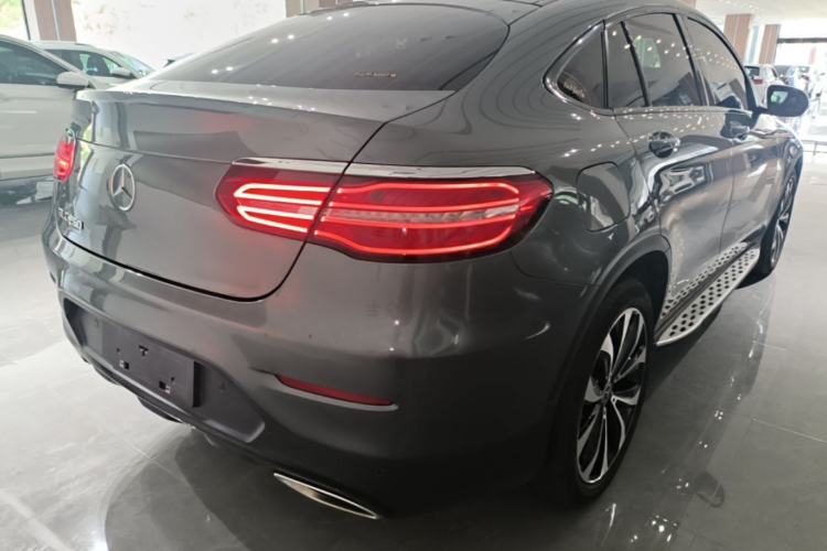 Used Mercedes-Benz GLC Coupe 2017 GLC 260 4MATIC Coupe SUV Right Rear Taillight