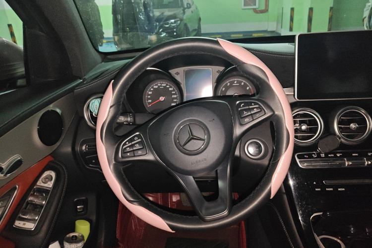 Used Mercedes-Benz GLC Coupe 2017 GLC 200 4MATIC Coupe SUV Steering Wheel