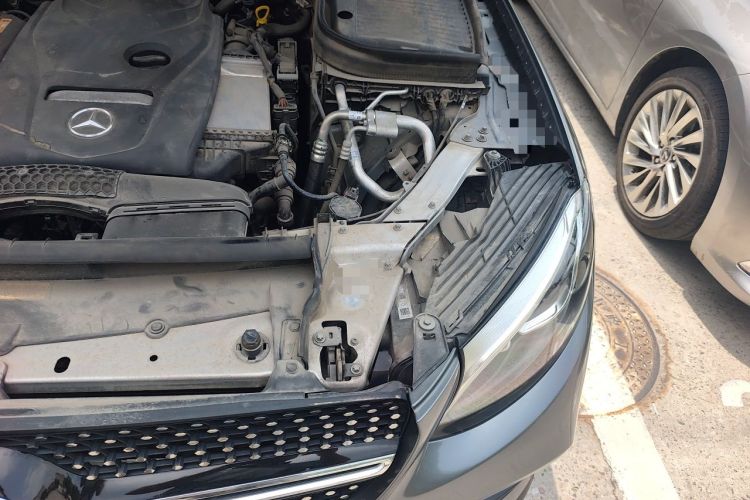Used Mercedes-Benz GLC Coupe 2017 GLC 260 4MATIC Coupe SUV Engine Bay Left