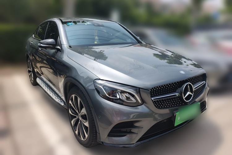 Used Mercedes-Benz GLC Coupe 2017 GLC 260 4MATIC Coupe SUV Front Right 45 Deg