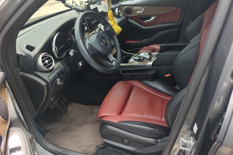 Used Mercedes-Benz GLC Coupe 2017 GLC 260 4MATIC Coupe SUV Left Front Seat