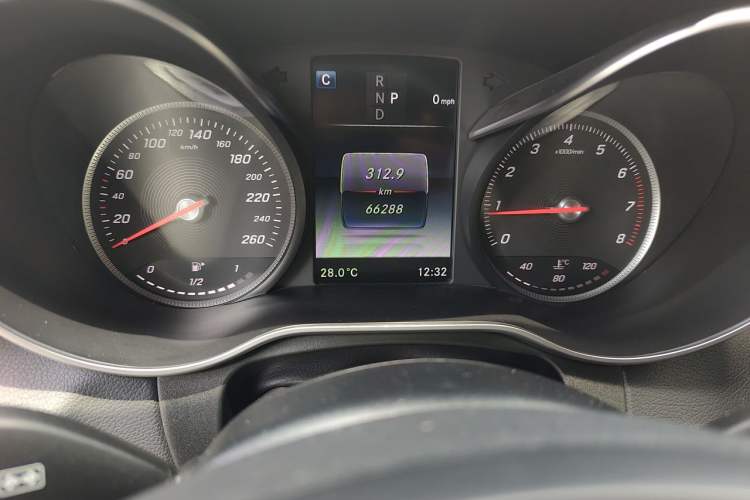 Used Mercedes-Benz GLC Coupe 2017 GLC 260 4MATIC Coupe SUV Odometer Close Up