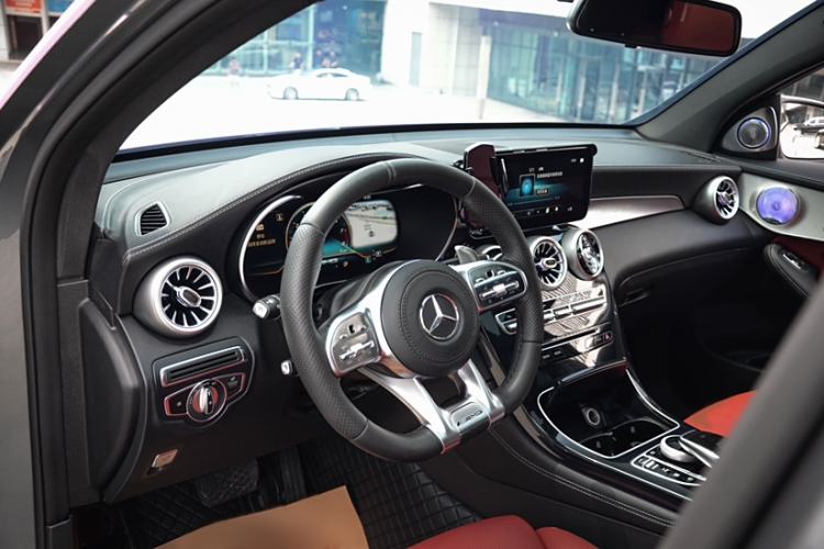 Used Mercedes-Benz GLC Coupe 2017 GLC 200 4MATIC Coupe SUV Interior 2